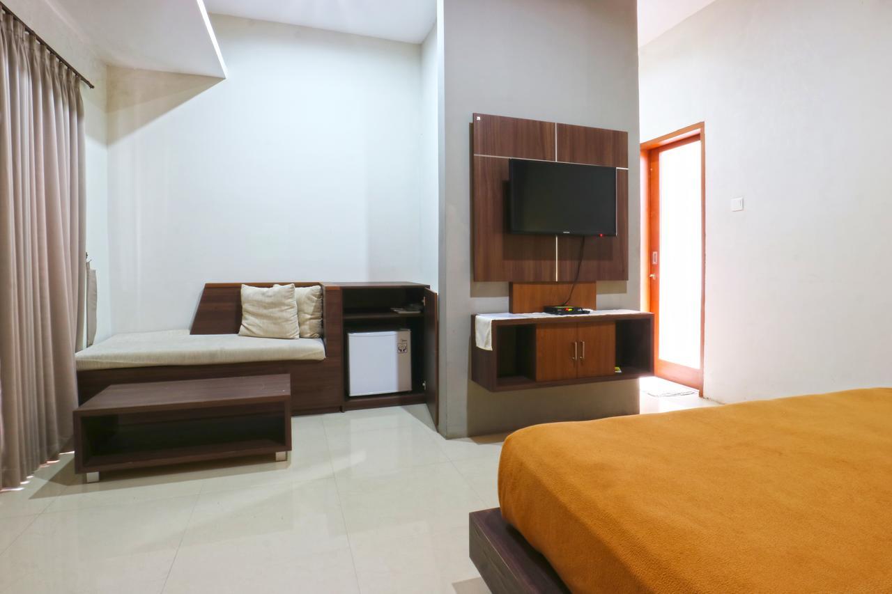 Raj Sindhu Sanur Apartment เดนปาซาร์ ภายนอก รูปภาพ