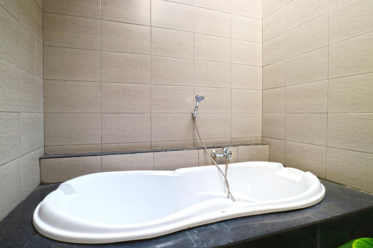 Raj Sindhu Sanur Apartment เดนปาซาร์ ภายนอก รูปภาพ