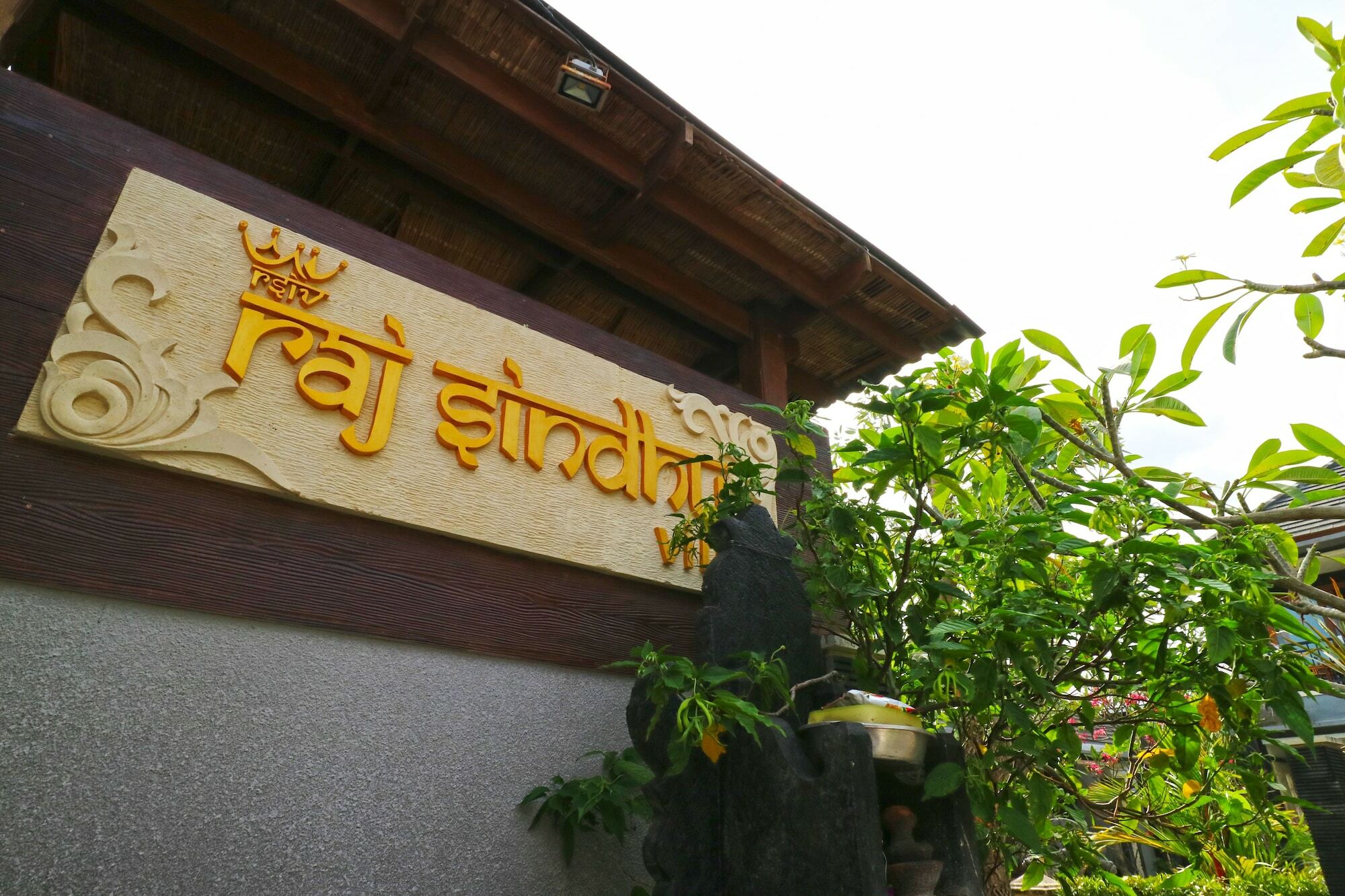 Raj Sindhu Sanur Apartment เดนปาซาร์ ภายนอก รูปภาพ